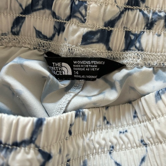 The North Face Women's White and Blue Patterned Athletic Shorts - Picture 4 of 4